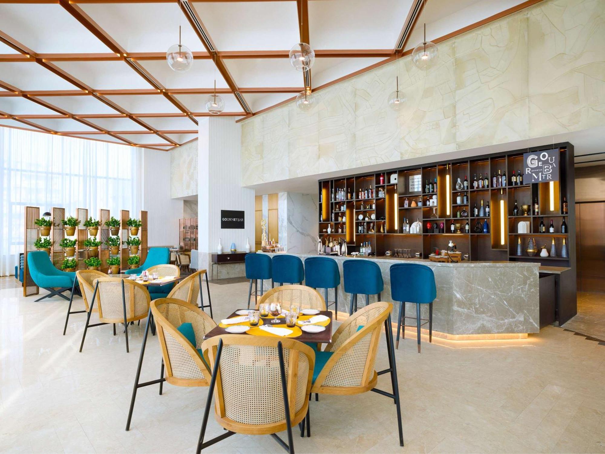 Novotel New Delhi City Centre Nova Deli Exterior foto